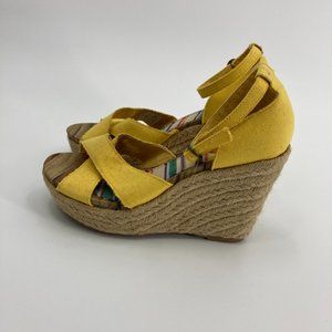 NWT Rocket Dog Yellow Wedge Wicker Platform Open Toe Sandals